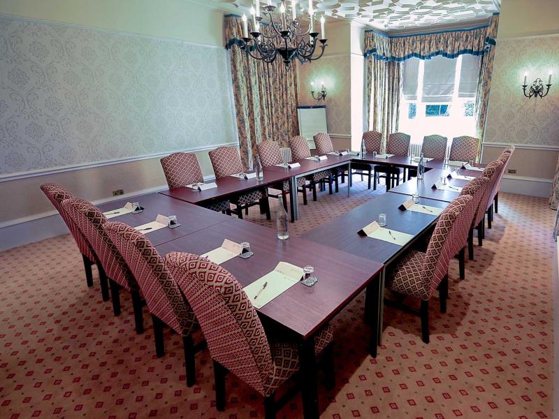 ENVIRONMENT & SUSTAINABILITY